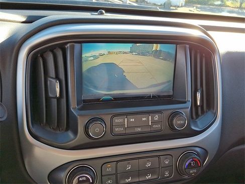 Used 2018 Chevrolet Colorado ZR2 image 18