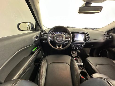 Used 2020 Jeep Compass Limited AWD/4WD image 11