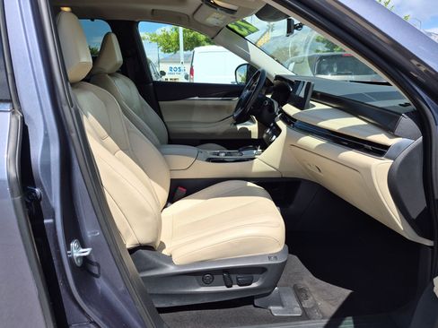 Used 2023 INFINITI QX60 Sensory AWD/4WD image 35