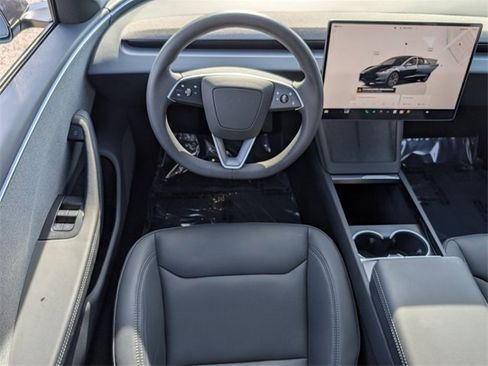 Used 2024 Tesla Model 3 Standard Range image 11