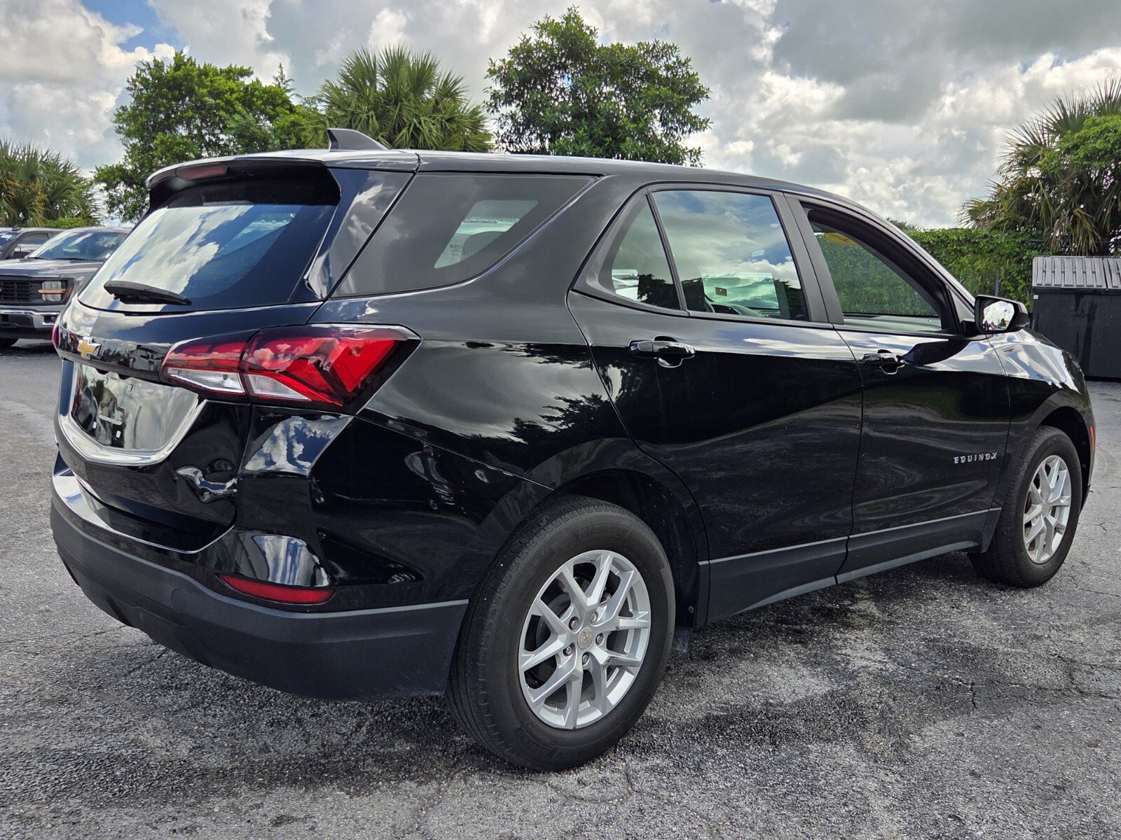 Certified 2024 Chevrolet Equinox LS FWD image 5