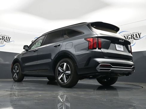 Used 2023 Kia Sorento EX image 21