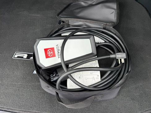 Used 2026 Toyota RAV4 AWD Plug-in Hybrid image 29