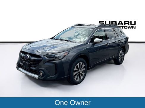 Used 2025 Subaru Outback Touring XT image 3