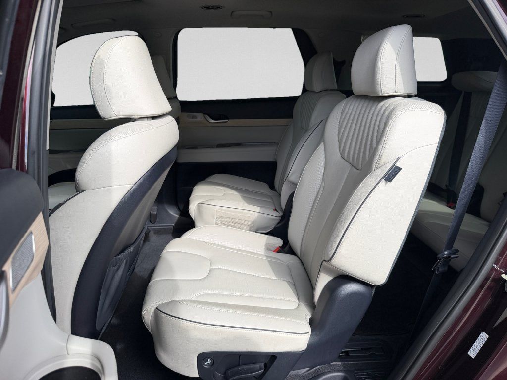 Used 2024 Hyundai Palisade Limited FWD image 26