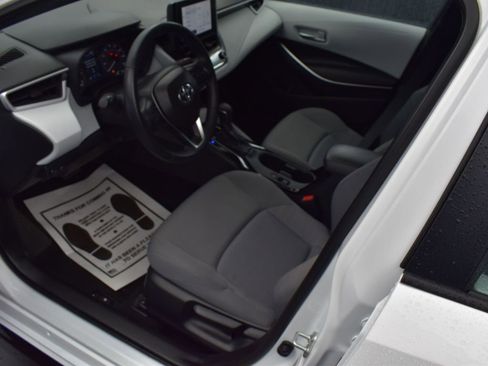 Used 2024 Toyota Corolla SE image 12