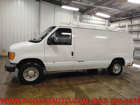 Used 2006 Ford E-150 and Econoline 150 RWD image 5