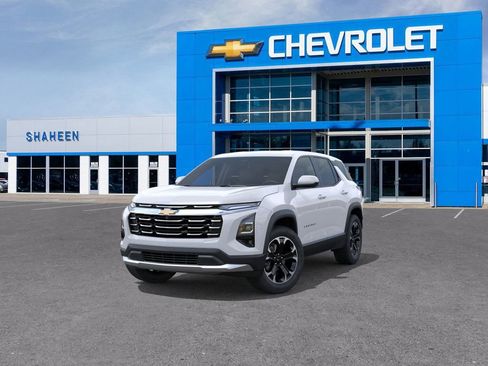 New 2026 Chevrolet Equinox LT w/ Convenience Package II image 9