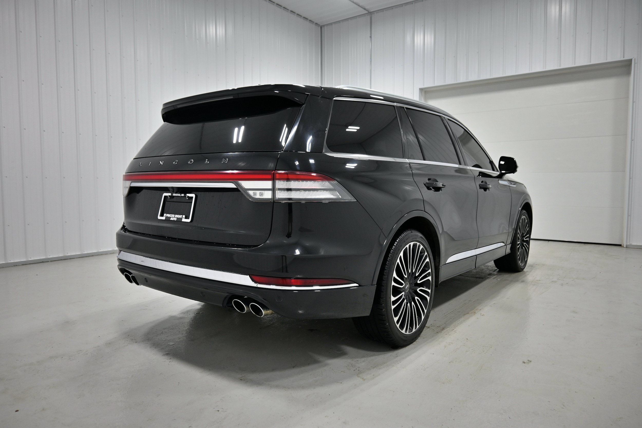 Used 2021 Lincoln Aviator Black Label AWD/4WD image 38
