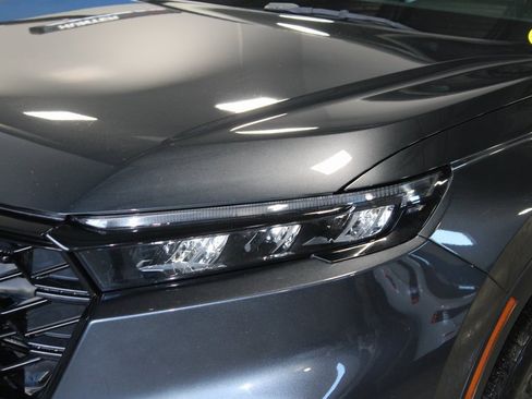 Used 2023 Honda CR-V Sport Touring image 2