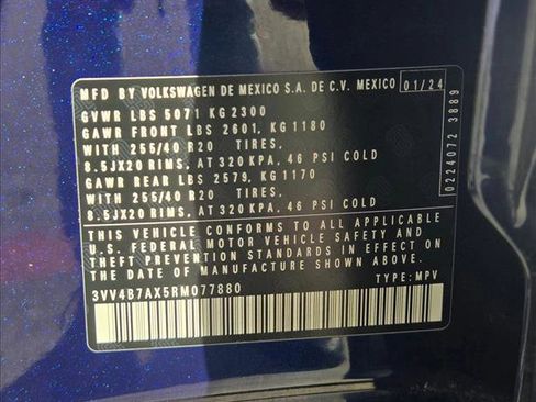 Used 2024 Volkswagen Tiguan SEL R-Line image 25