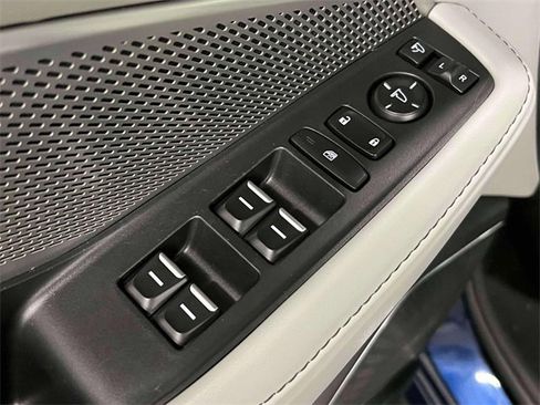 Used 2023 Acura MDX SH-AWD w/ Technology Package image 15