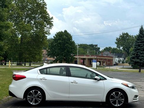 Used 2016 Kia Forte EX w/ EX Premium Package FWD image 7