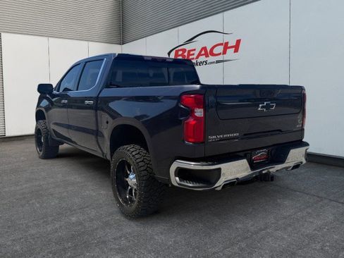 Used 2022 Chevrolet Silverado 1500 LTZ AWD/4WD image 11