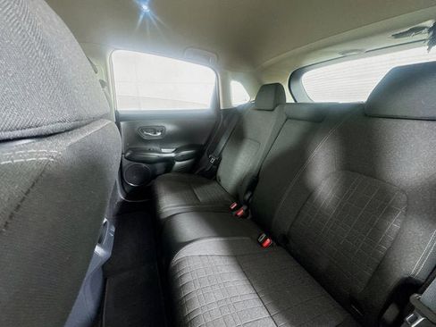 Used 2024 Honda HR-V LX image 19