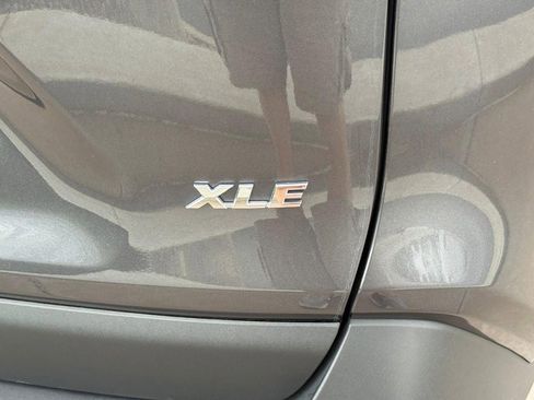 Used 2025 Toyota RAV4 XLE w/ Convenience Package FWD image 6