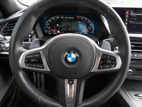 Certified 2025 BMW Z4 M40i w/ Premium Package image 18