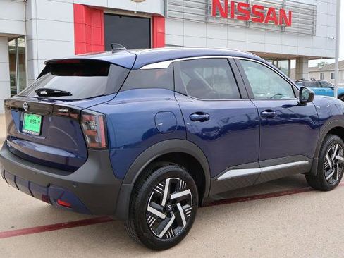 Certified 2026 Nissan Kicks SV w/ Charging Package FWD image 6
