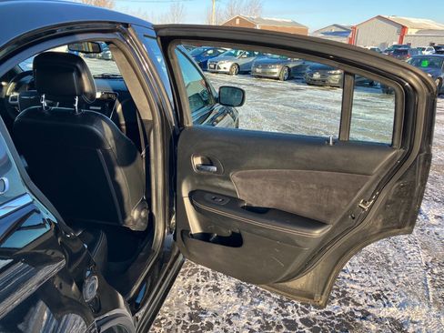 Used 2013 Chrysler 200 Limited image 15