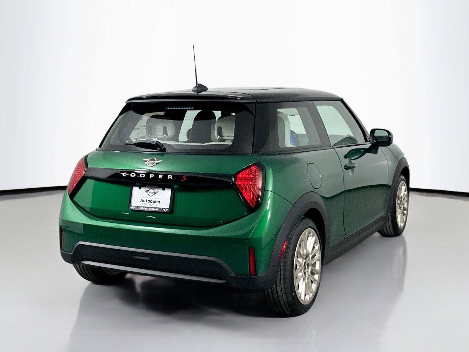 Used 2025 MINI Cooper S FWD image 5