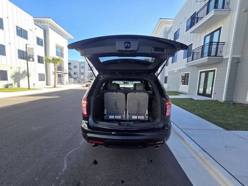 Used 2014 Ford Explorer Limited image 32