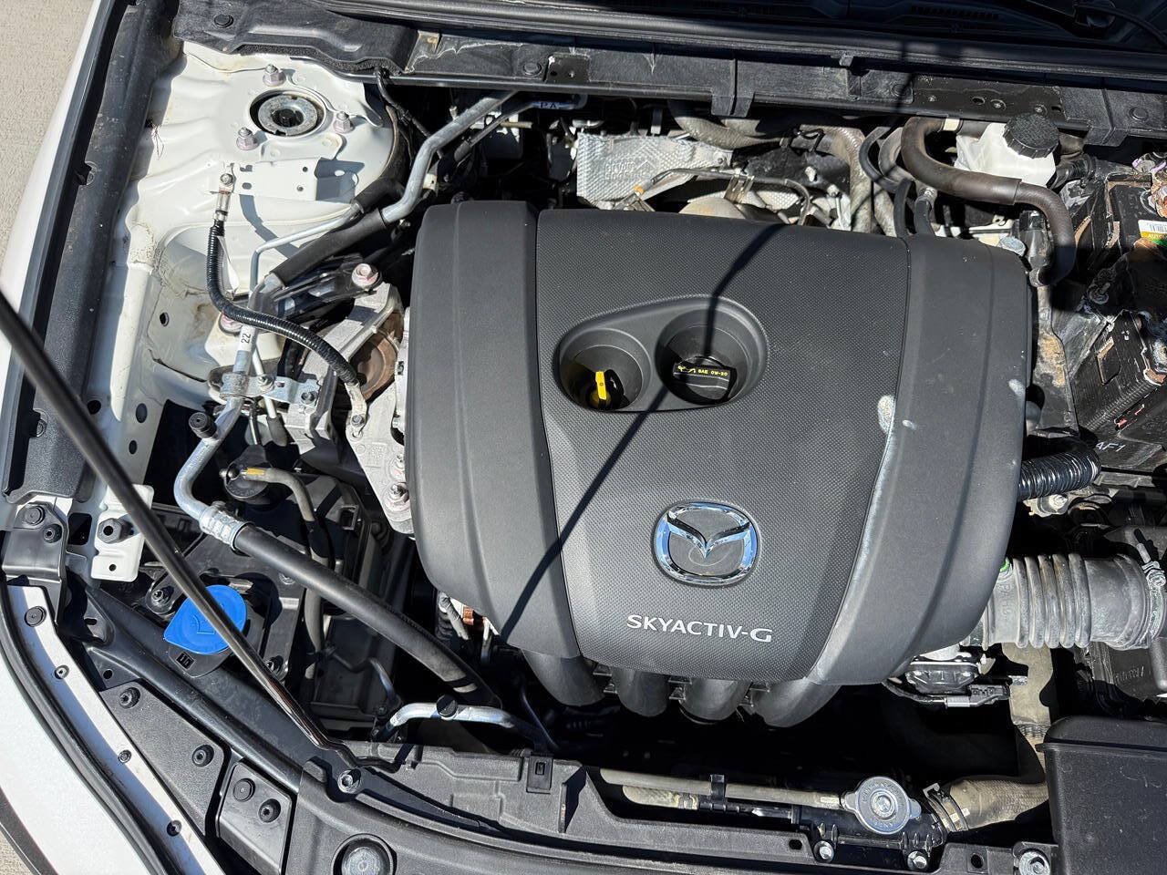 Used 2022 MAZDA MAZDA3 s FWD image 11