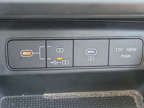 Certified 2025 Hyundai Tucson SE FWD image 15