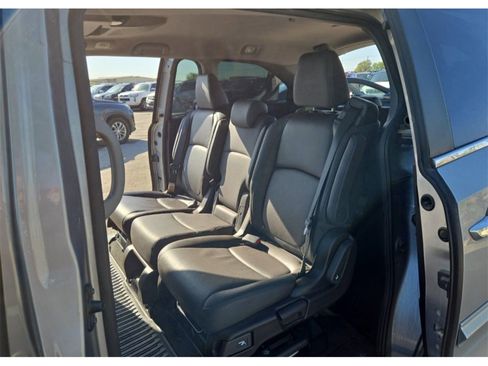 Used 2019 Honda Odyssey EX-L image 24