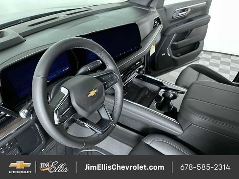 New 2026 Chevrolet Suburban LT w/ Comfort Package image 39