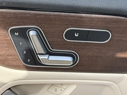 Used 2021 Mercedes-Benz GLA 250 4MATIC image 22