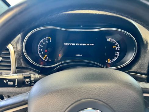 Used 2019 Jeep Grand Cherokee Limited w/ Luxury Group II AWD/4WD image 11