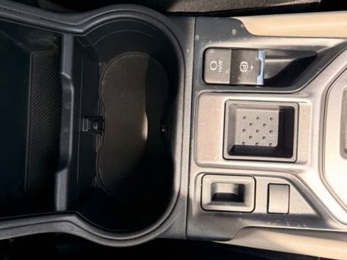 Used 2019 Subaru Forester w/ Alloy Wheel Package AWD/4WD image 23