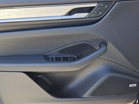 Certified 2024 Porsche Macan 4 Electric image 22