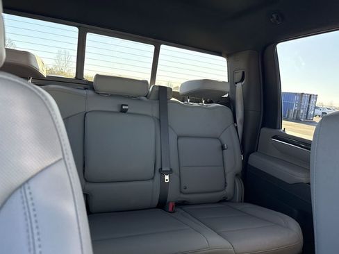 Used 2025 Chevrolet Silverado 2500 LTZ w/ LTZ Premium Package image 28