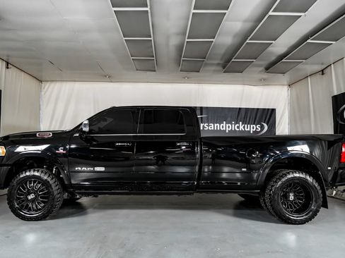 Used 2022 RAM 3500 Limited AWD/4WD image 12