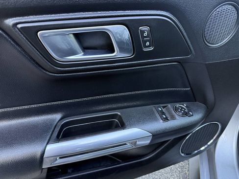 Used 2021 Ford Mustang GT Premium image 19