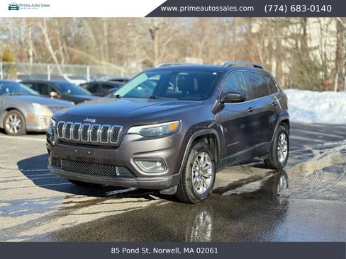 Used 2019 Jeep Cherokee Latitude Plus image 5