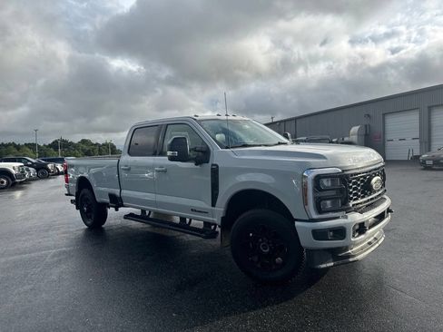 Used 2026 Ford F250 Lariat w/ Black Appearance Package AWD/4WD image 1