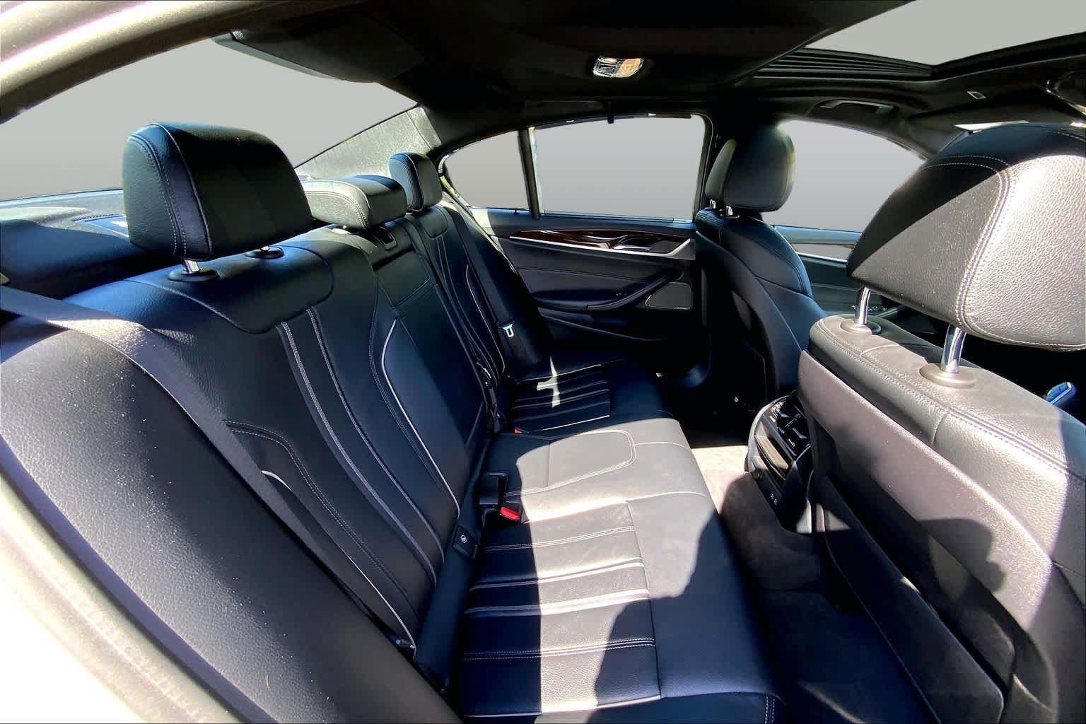 Used 2020 BMW 540i xDrive w/ Executive Package AWD/4WD image 18