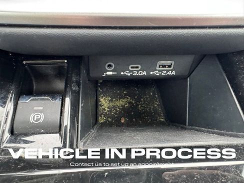 Used 2024 Subaru Outback Touring image 22