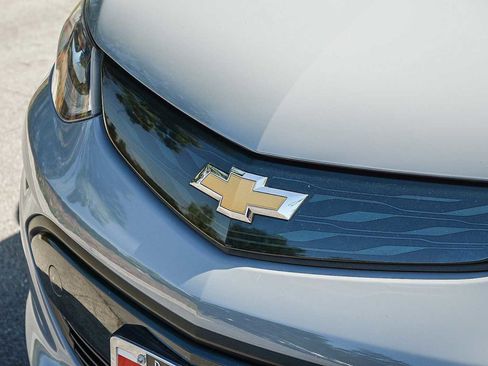 Used 2019 Chevrolet Bolt LT FWD image 9