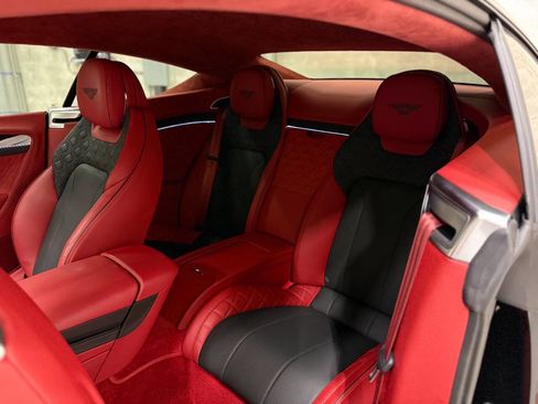 Used 2021 Bentley Continental GT AWD/4WD image 19