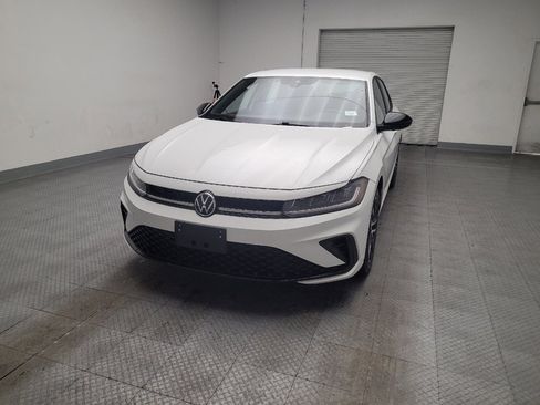 Used 2025 Volkswagen Jetta Sport FWD image 15