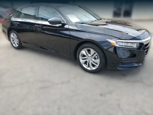 Used 2019 Honda Accord LX image 14