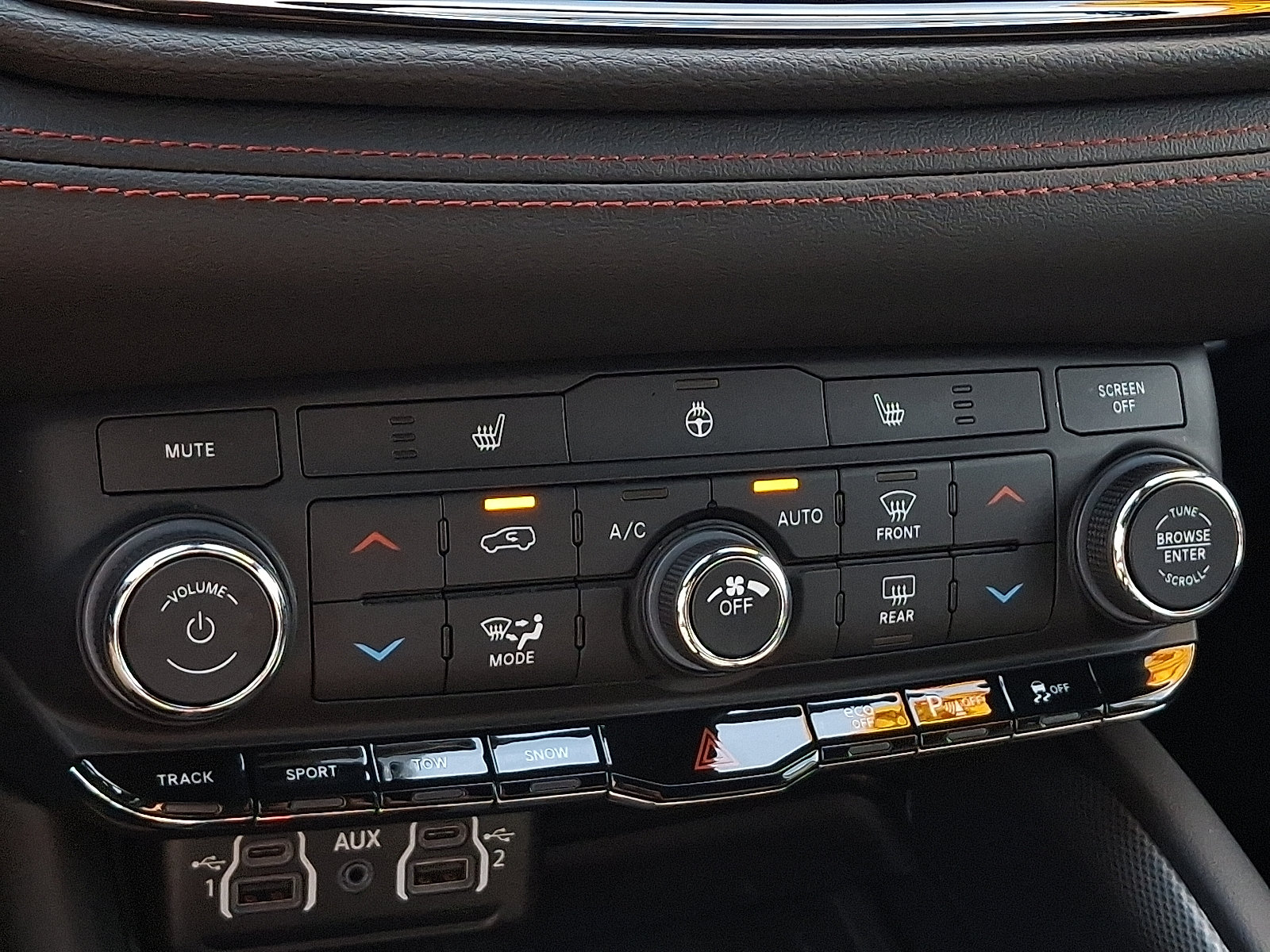 Certified 2026 Dodge Durango GT w/ Tow 'N Go Package AWD/4WD image 15