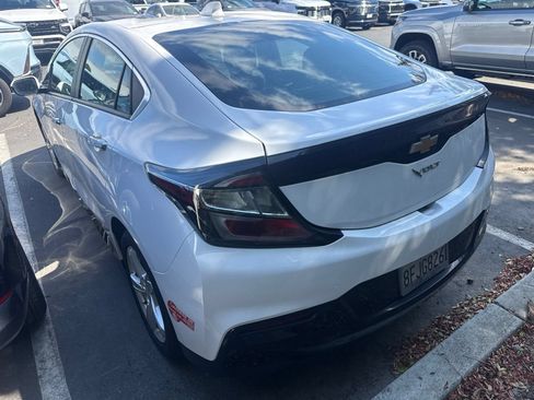 Used 2018 Chevrolet Volt LT FWD image 10