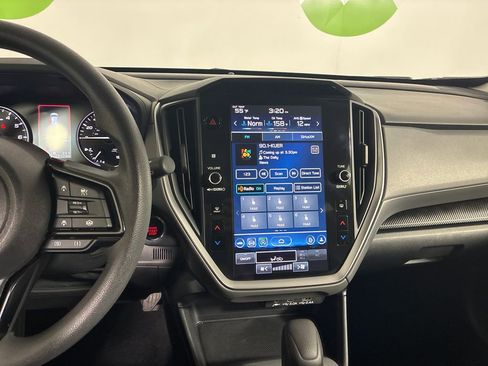 Used 2024 Subaru Crosstrek 2.0i Premium AWD/4WD image 16