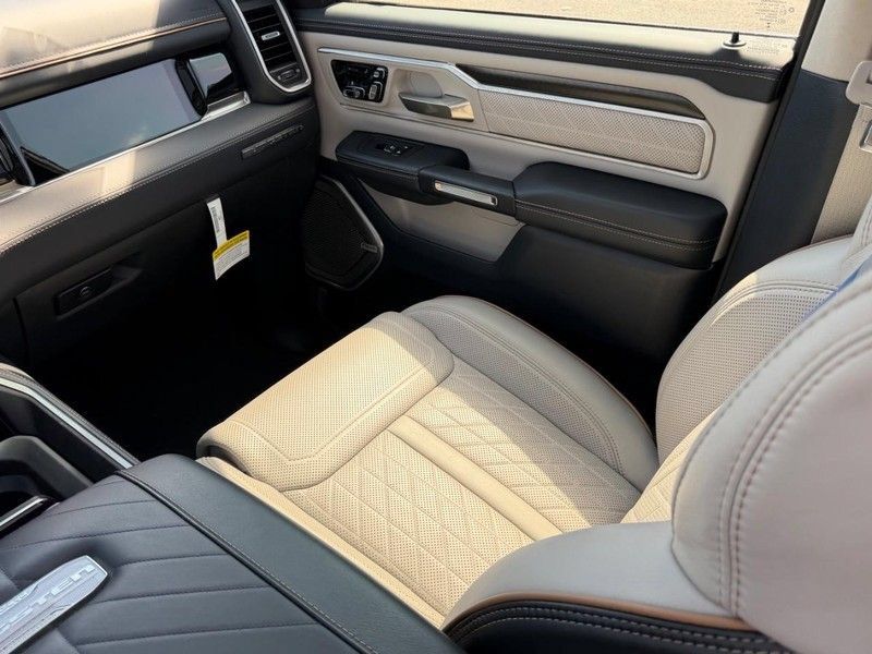 Used 2025 RAM 1500 Tungsten AWD/4WD image 17