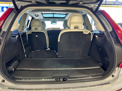 Used 2025 Volvo XC90 B6 Plus w/ Protection Package Premier AWD/4WD image 26
