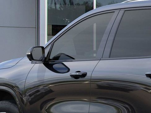 New 2026 Buick Enclave Sport Touring image 12